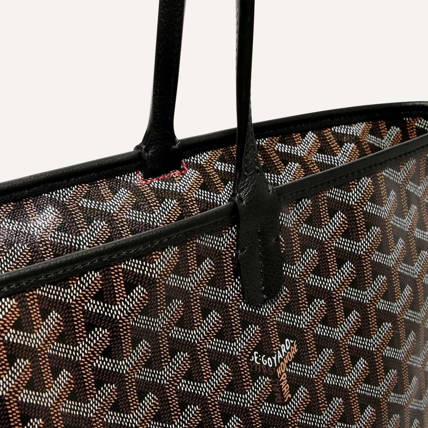 Goyard Artois Tote Bag – Timeless French Luxury Now on Major Sale (Limited Time Only)