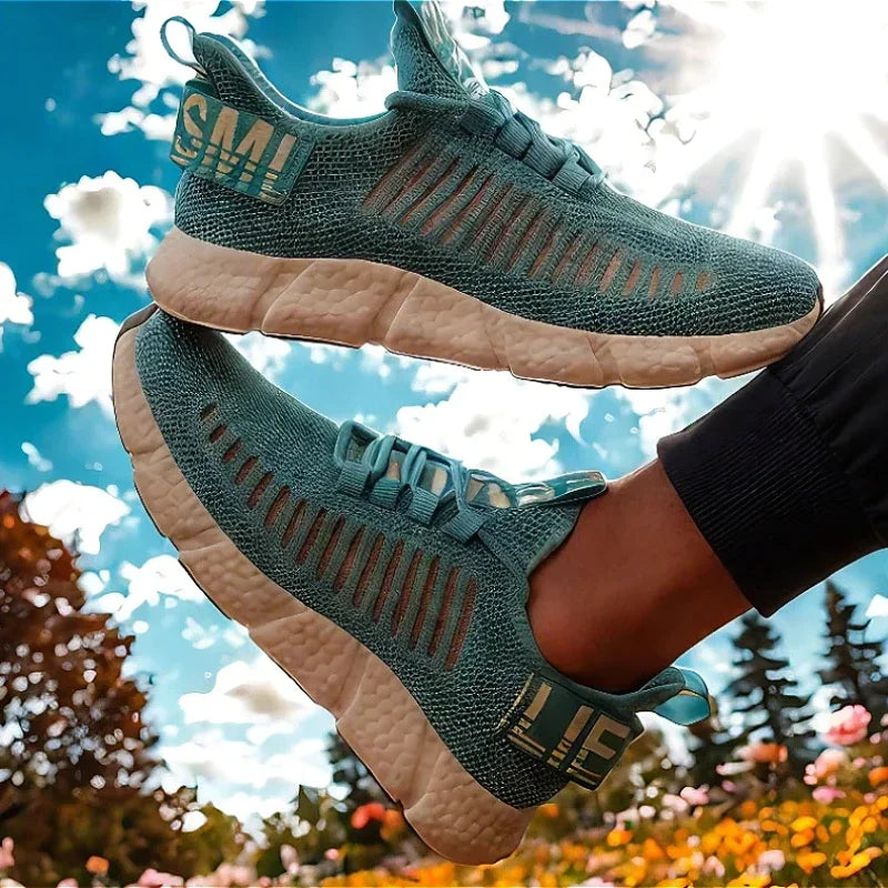 Men's Sports Shoes Fashionable Lightweight Breathable Trendy Flat Shoes Outdoor Athletics Jogging Gym Training Shoes Sneakers